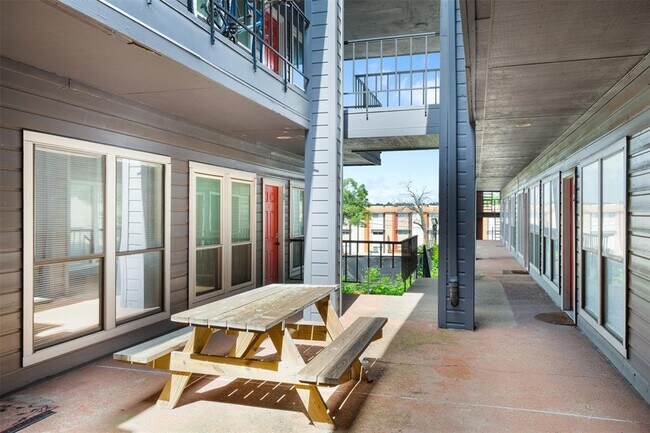 Photo - 2804 Rio Grande St Unit 311