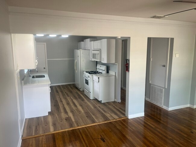 Photo - 404 Storeywood Dr Unit 404 Storeywood