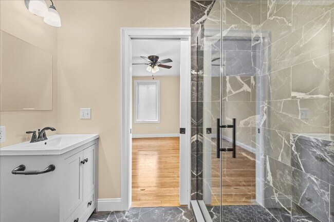 416 Pearl St Unit 51 Campus Ct