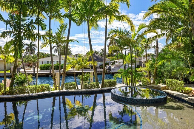 Photo - 940 Greenbriar Dr