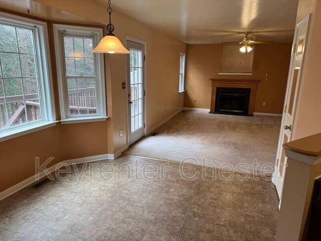 Photo - 5517 Takach Rd