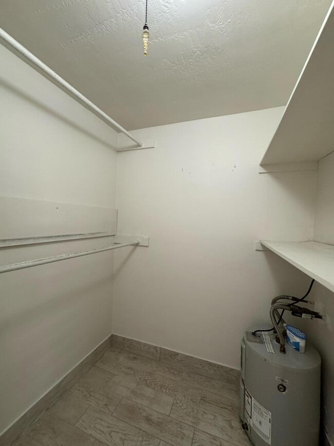 Photo - 340 SW 16th Ct Unit 1