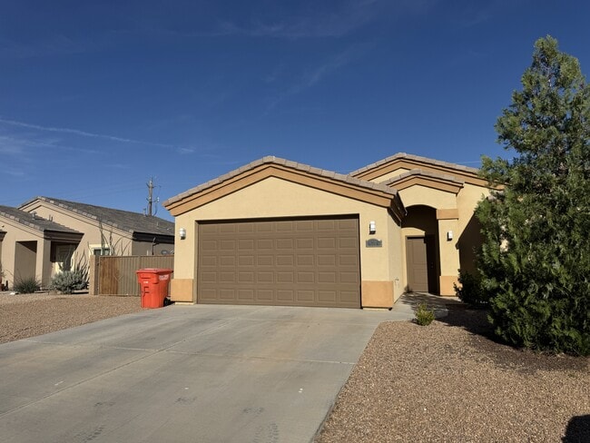 Building Photo - 4766 Anthony Ave