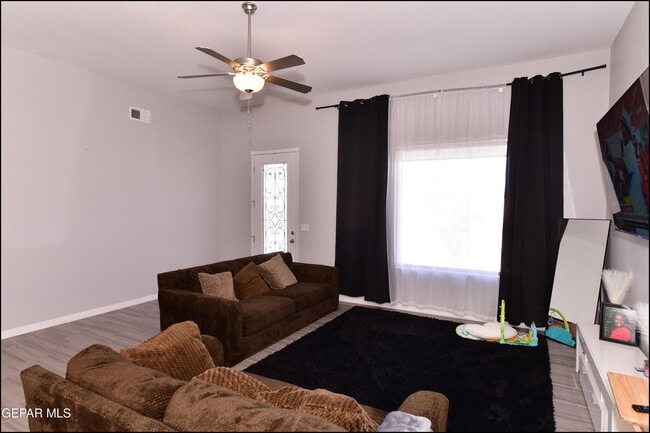 Photo - 14512 Charles Foster Ave