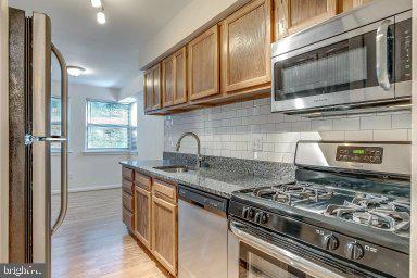 Photo - 11232 Chestnut Grove Square Unit 20