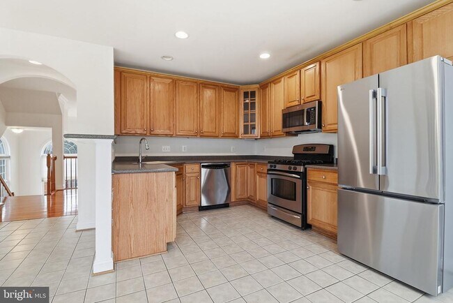 Photo - 21770 Ladyslipper Sq