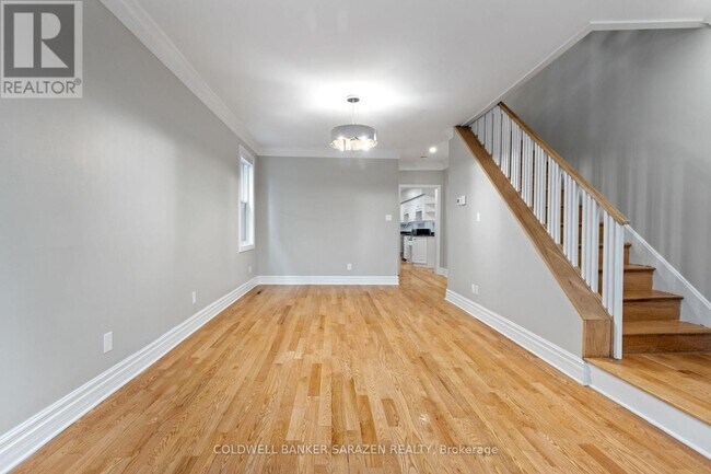 Photo - 447 Green Ave