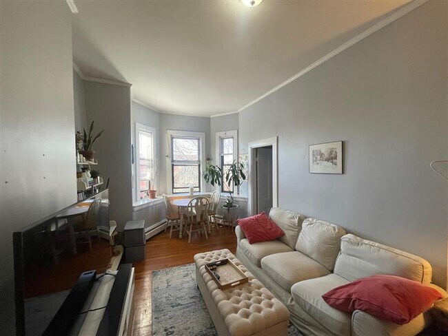 Photo - 61 Adams St Unit #3