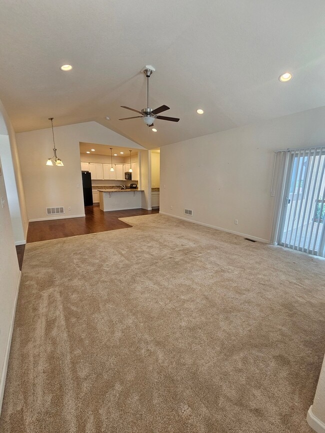 Photo - 6613 Folsom Hts