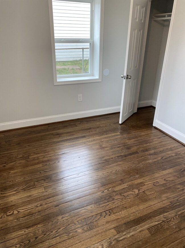 Photo - 3102 Baybriar Rd