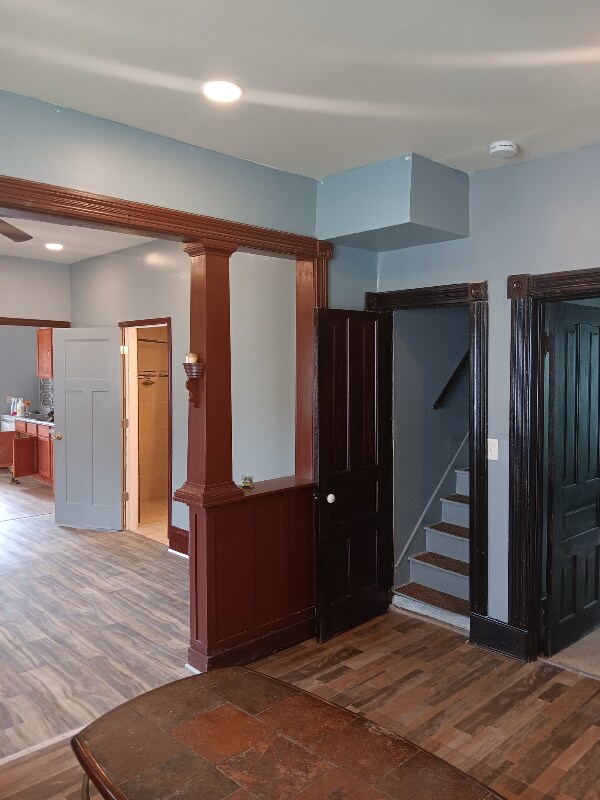 Photo - 126 Putnam St SW