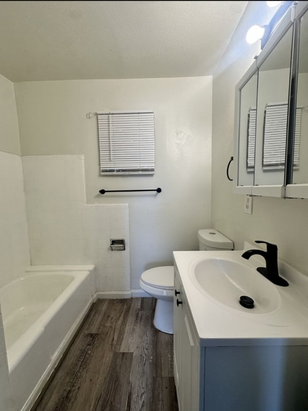 Photo - 150 S Main St Unit 4