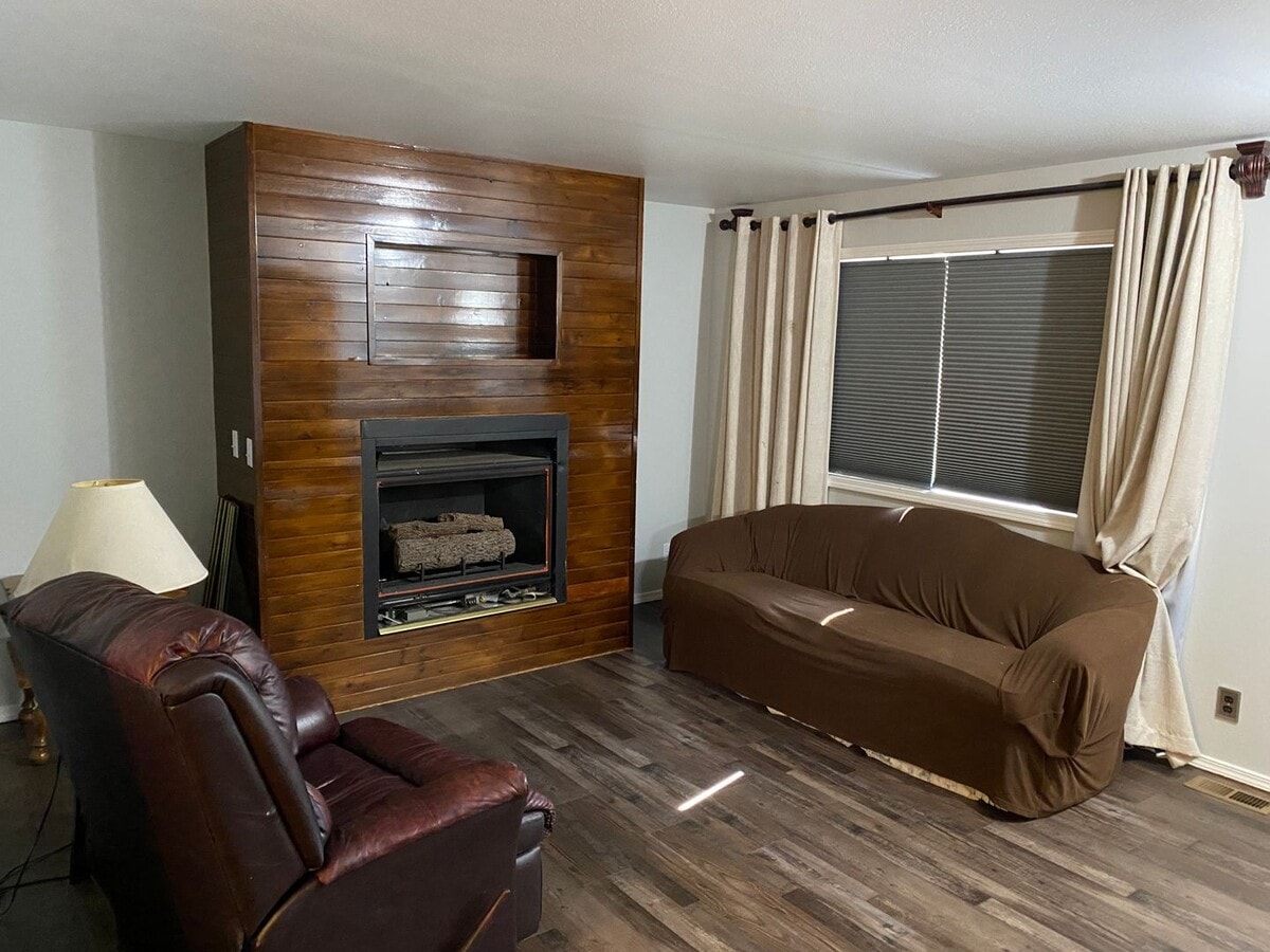 Photo - Downtown Home for Rent Available 10/15/25!