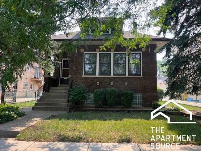 Building Photo - 6614 N Northwest Hwy Rental