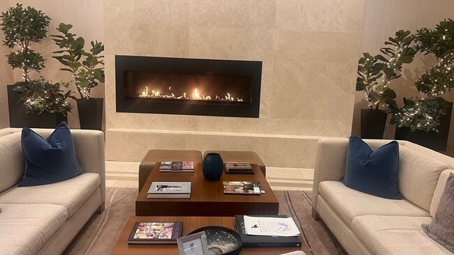 Building Photo - 22 Liberty Drive Unit 5L