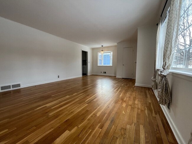 Photo - Charming 3-Bed Gem in the Heart of Boulder: Modern Upgrades, Fenced Yard, and Convenient Amenities!