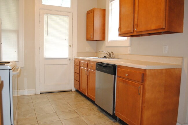 Photo - 2409 Deming Ave Unit 2409