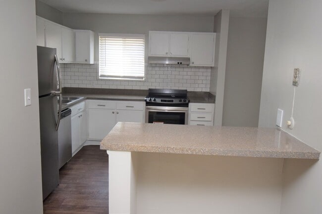 Brookridge Country Club Apartments