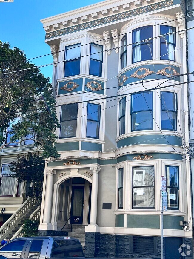 Building Photo - 1425 McAllister St Rental