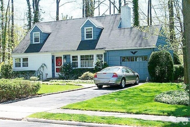Building Photo - 258 Steamboat Rd Rental