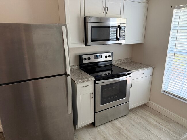 Photo - 14531 Cotswolds Dr Unit Apartment