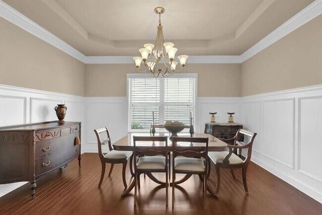 Photo - 4960 Wilshire Crossing