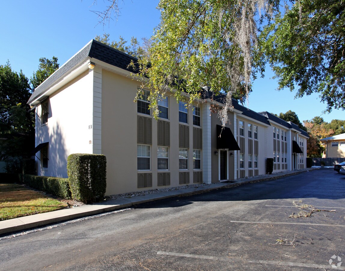 Photo - 317 E Amelia St