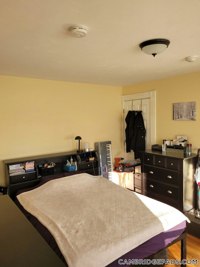 Photo - 5-7 Blake St. Unidad 4