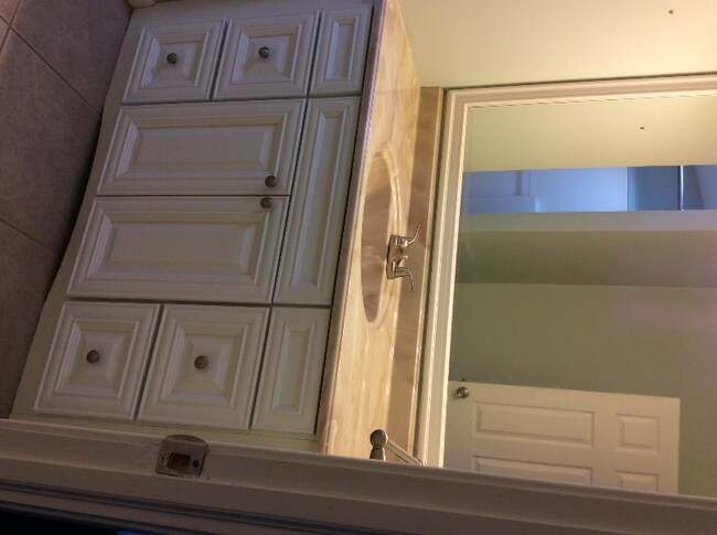 Photo - 24731 Langford Rd Unit B