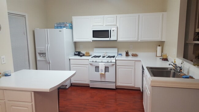 Photo - 1080 Whitestone Rdg