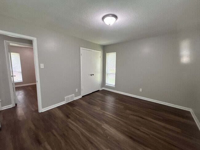 Photo - 5095 Corkwood Dr