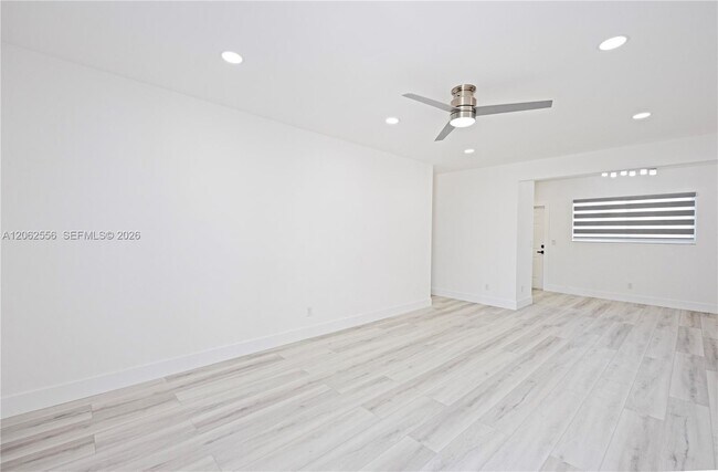 350 75th St Unit 203
