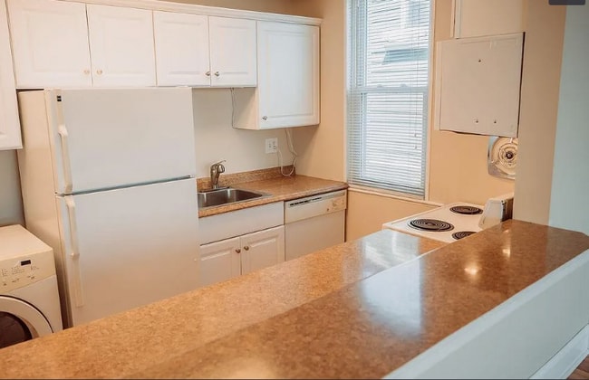 Photo - 309 St John St Unit C