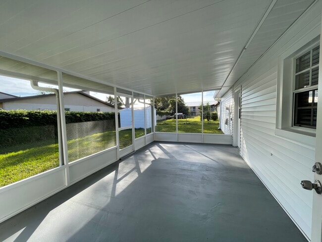 Building Photo - 2122 Sylvester Ct