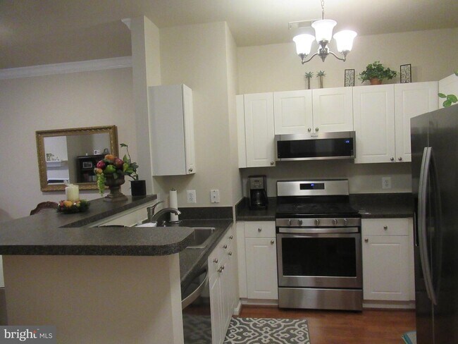 Photo - 3851 Aristotle Ct Unidad 1-311