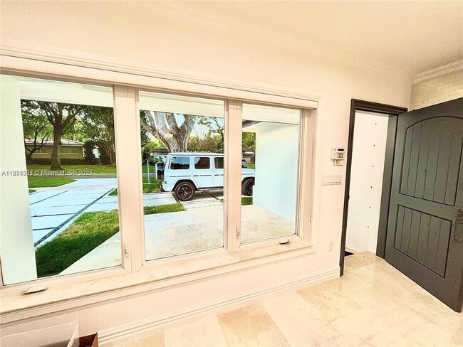 Photo - 616 Tiziano Ave