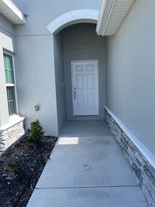 10114 Briar Cir