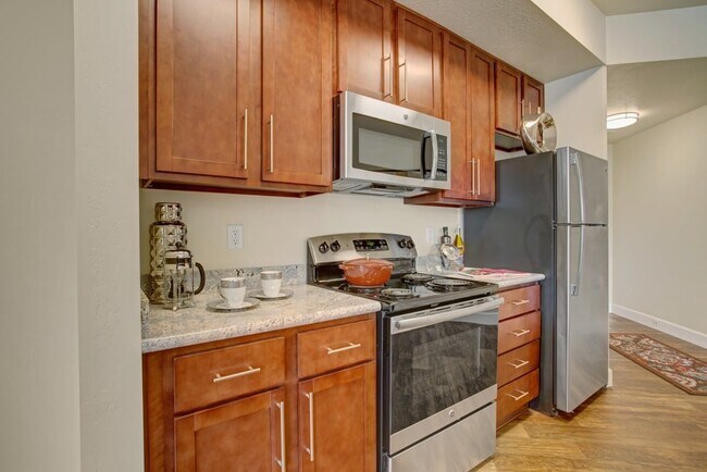 Photo - Hills at Sandy Station