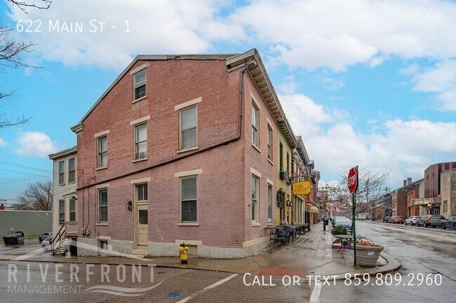 Building Photo - 622 Main St Unit 1