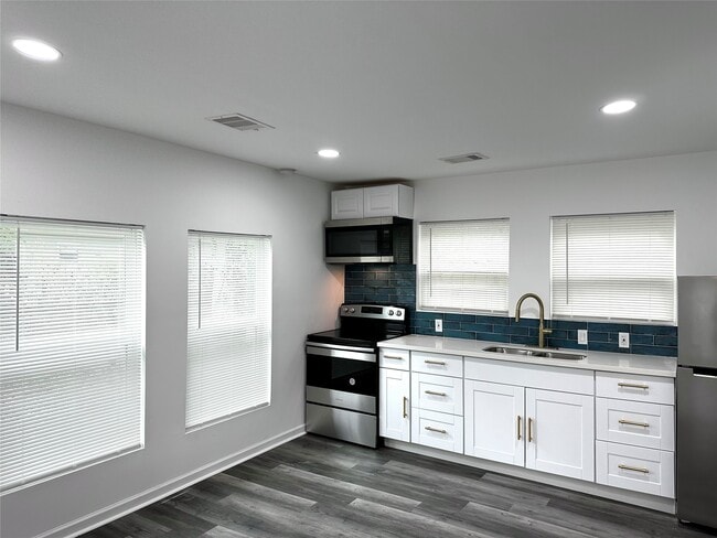 Photo - 4318 1st St Unit C