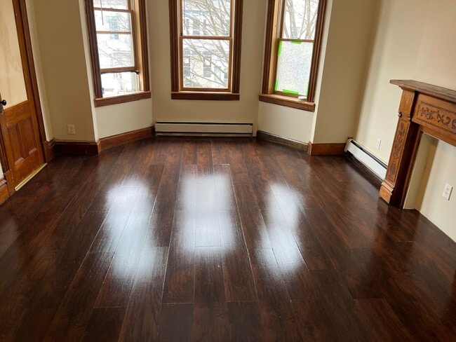 Building Photo - 134 5th Ave Unit 2