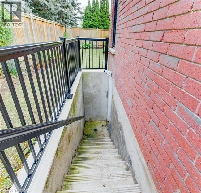 Photo - 3 Westview Crescent
