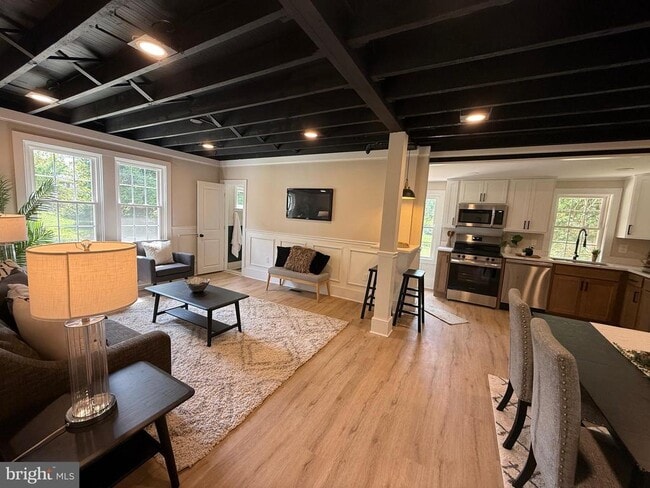 Photo - 10141 Liberty Rd