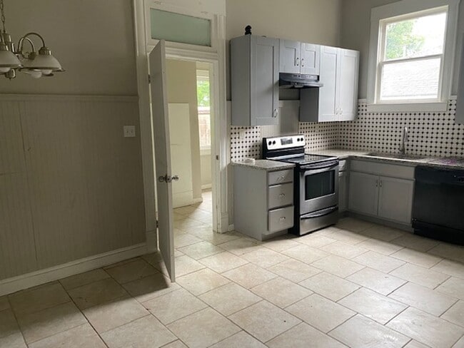 Photo - Three bedroom two bath house ready for a n...