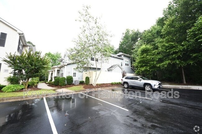 Building Photo - 1407 Rollesby Way Rental
