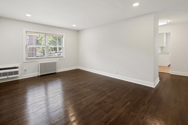 Photo - Palisade Gardens Apartments