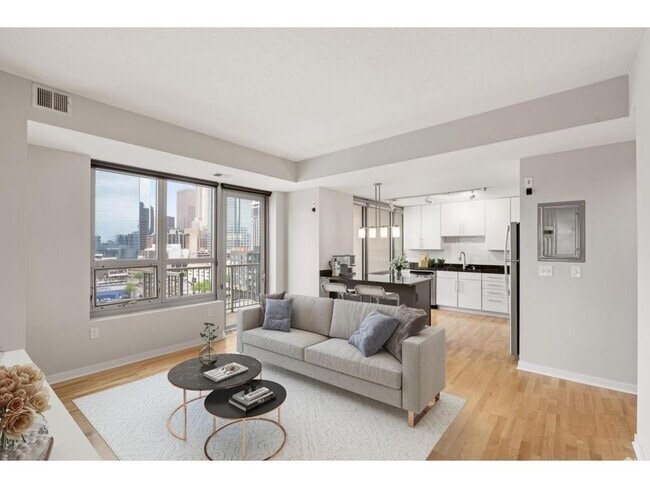 Building Photo - 929 Portland Ave Unit 912 Rental