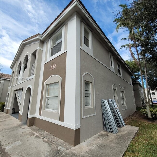 Photo - 1663 SE 27th Dr Unidad 209