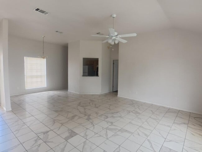 Photo - 4908 Topsey Dr