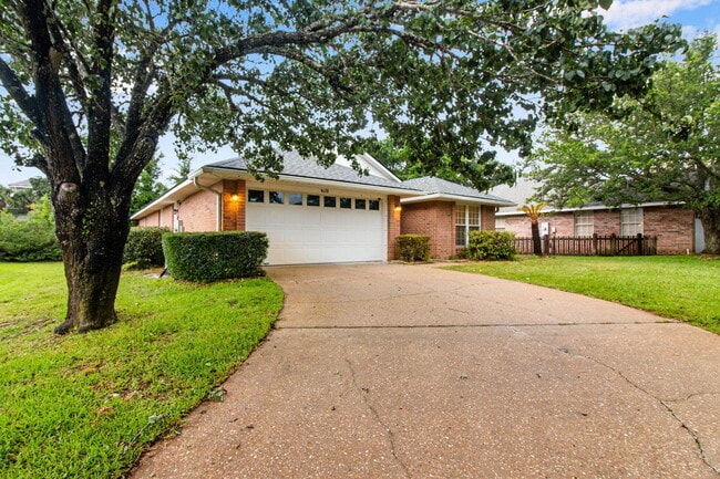 Photo - 4678 Windstarr Dr